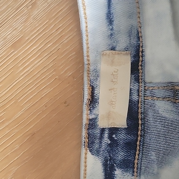 Altar'd State Jean Shorts Size Small - Picture 2 of 3